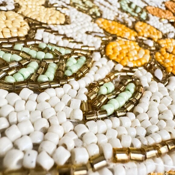 Tahari Home Floral Fully Beaded Round Place Mats Set of 2 - Picture 8 of 9